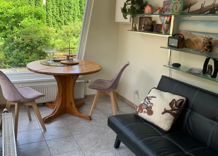 Apartment In A Quiet Area, Near The Sea And Forest