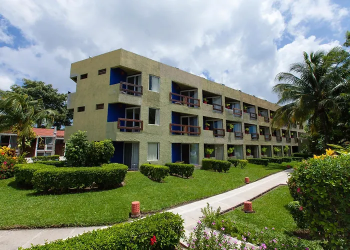 Casa Del Mar Cozumel Hotel & Dive Resort With Free Access To An Exclusive Beach Club