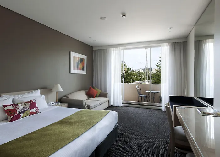 Coogee Sands Hotel & Apartments