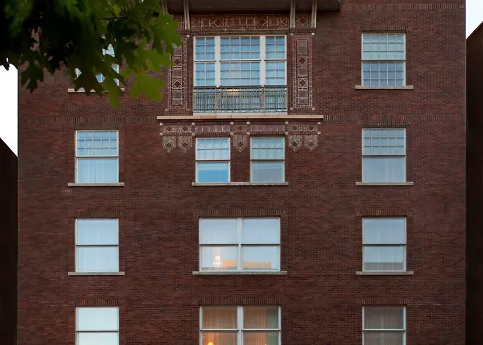 The Ashton Hotel