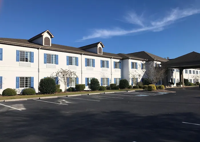 Blue Water Inn & Suites BW Signature Collection