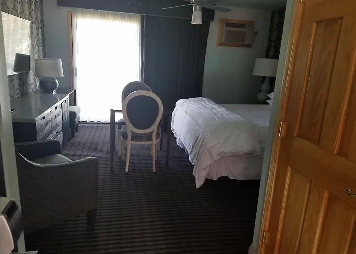 3 Peaks Resort & Beach Club