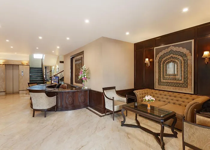 La Place Sarovar Portico