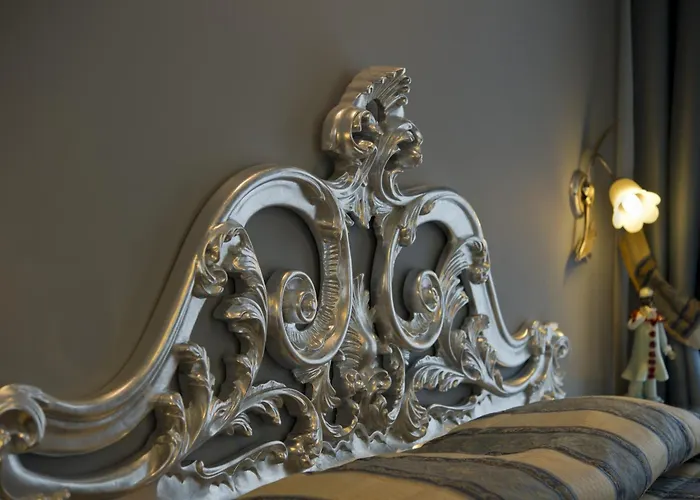 Viktoria Palace Hotel
