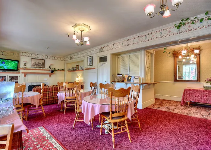 Centrella Hotel, A Kirkwood Collection Hotel