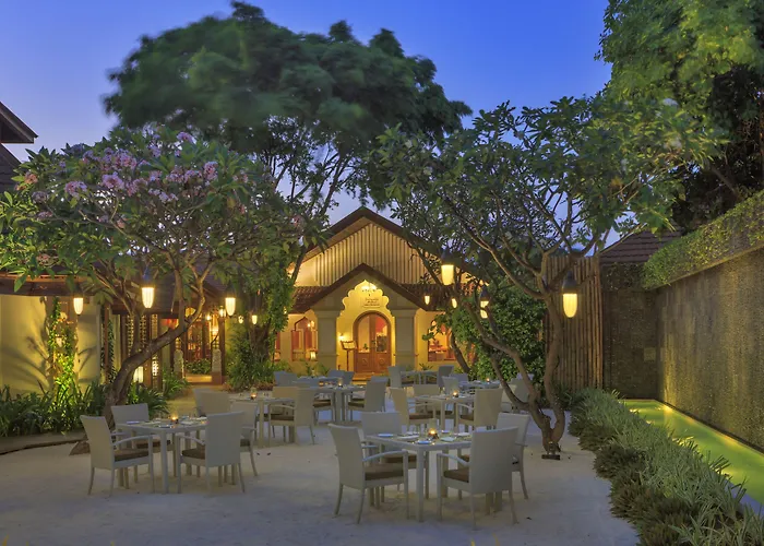 Niva Kurumba Maldives