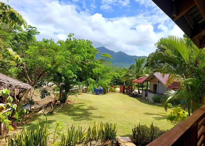 B&R Hostel