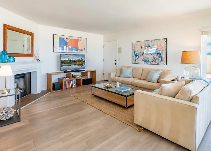 Carpinteria Dreamin By Paradise Retreats