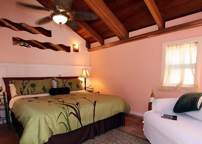 Elk Cove Inn & Spa