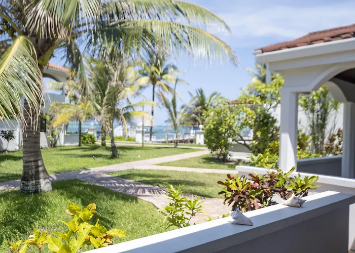 Isla Bonita Yacht Club