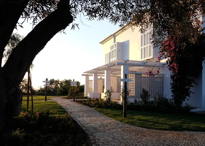Octant Vila Monte