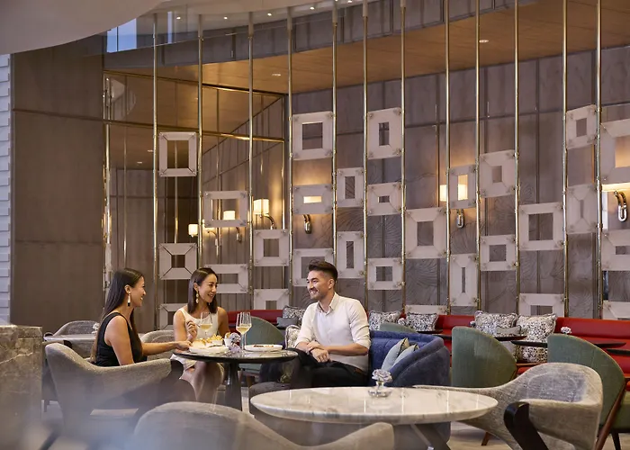 Four Seasons Hotel Hong Kong