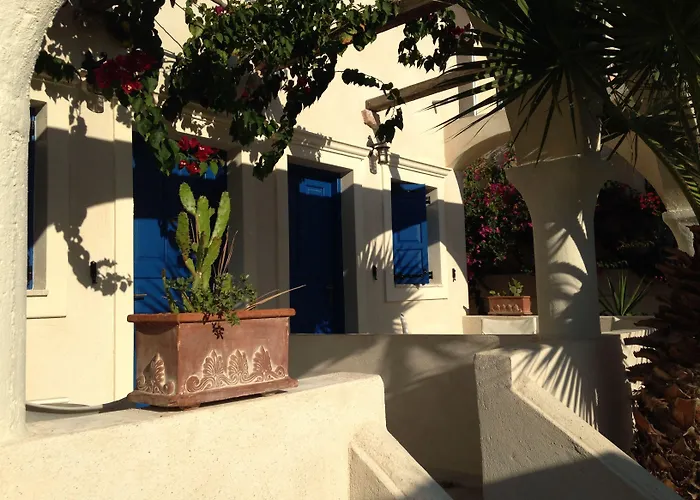 The Boathouse Hotel
