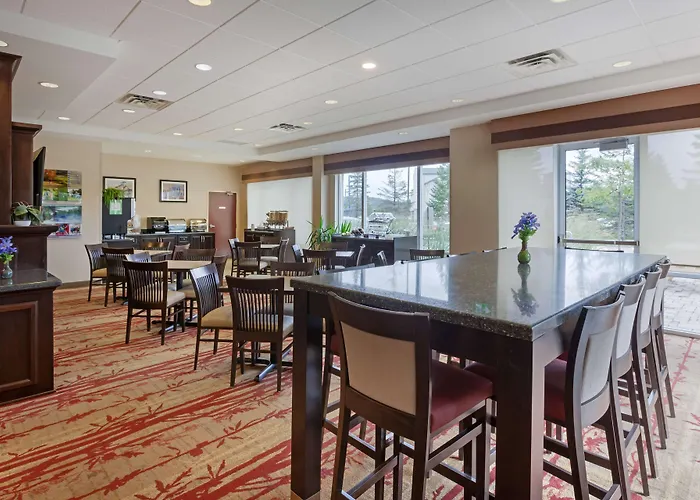 Best Western Plus Muskoka Inn