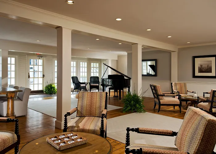 Chatham Wayside Inn
