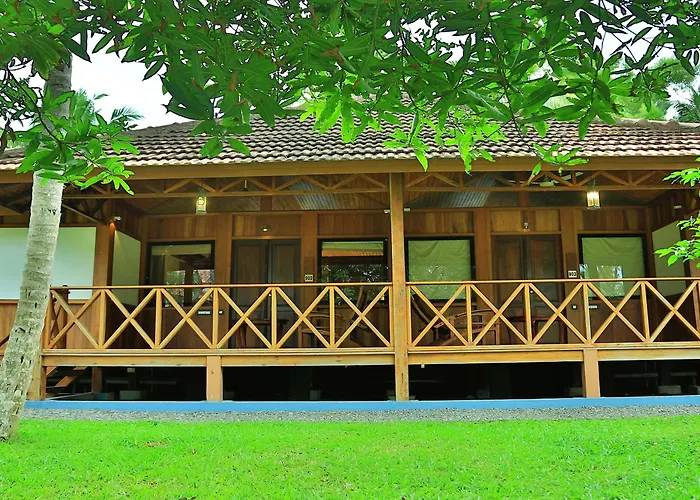 Estuary Sarovar Premiere Poovar Island