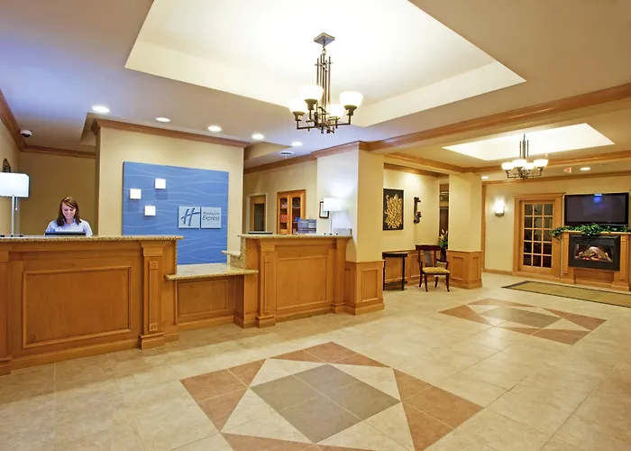 Holiday Inn Express Hotel & Suites Chesterfield - Selfridge Area By Ihg