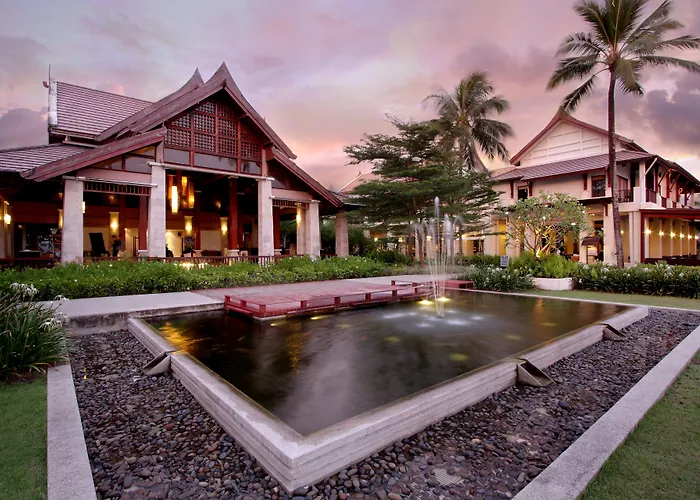 Apsara Beachfront Resort & Villa
