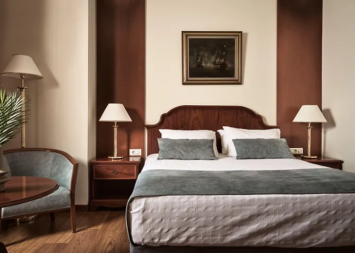 Strada Marina Hotel