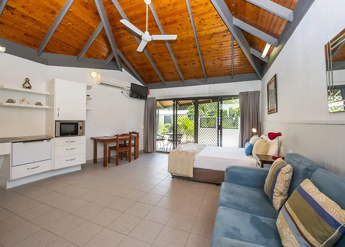 Island Leisure Resort