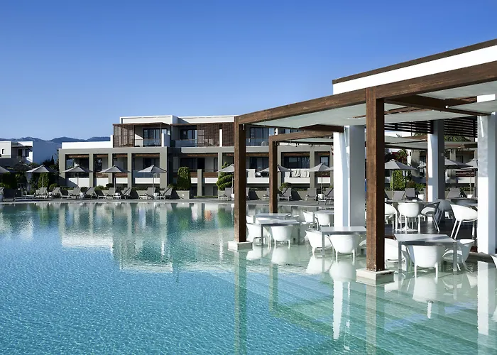Pelagos Suites Hotel & Spa