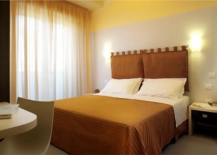 Hotel Commodore