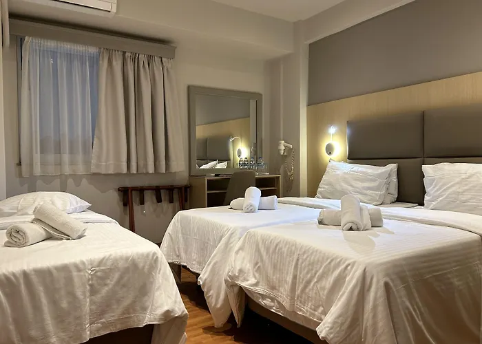 Anemoni Piraeus Hotel