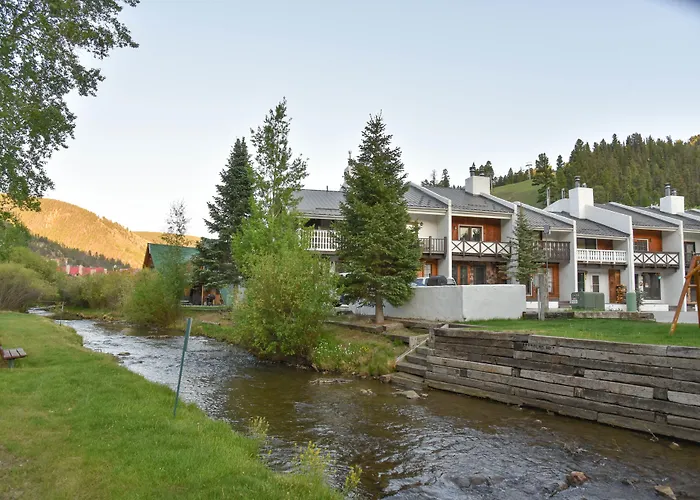 Alpine Lodge Red River