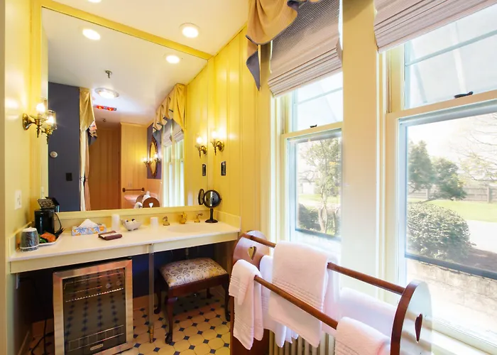 Sandaway Suites & Beach
