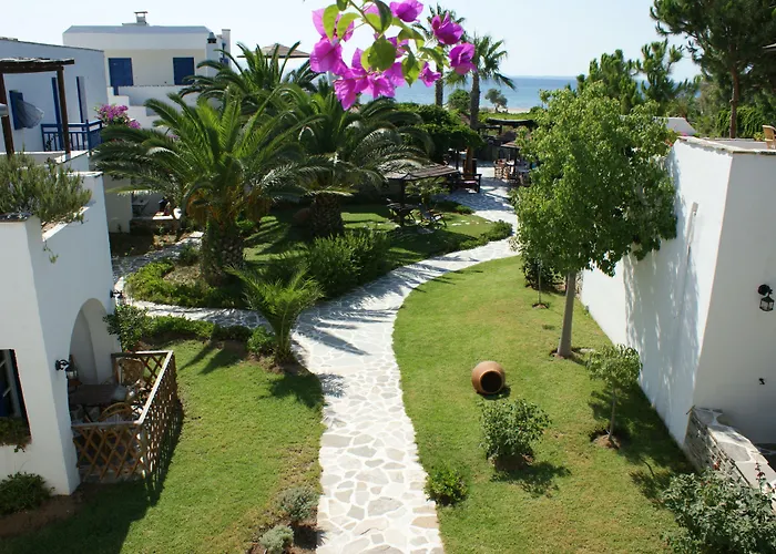Alkyoni Beach Hotel