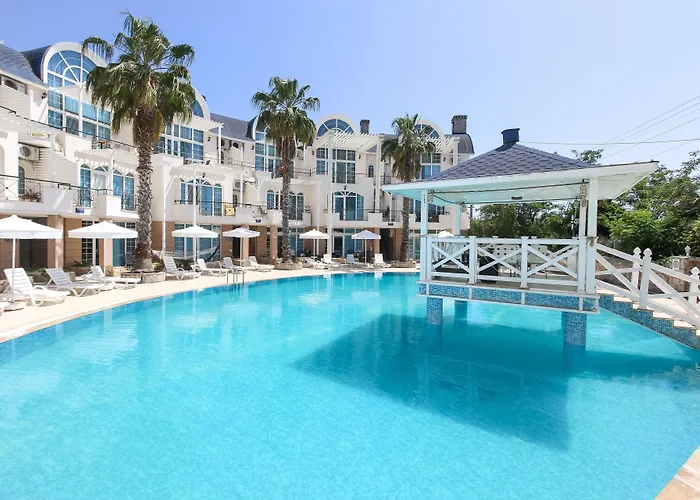Seahorse Deluxe Hotel
