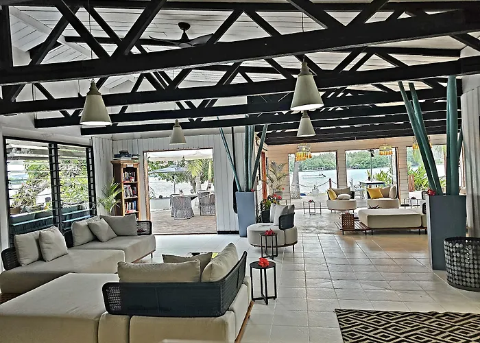 Turtle Bay Lodge