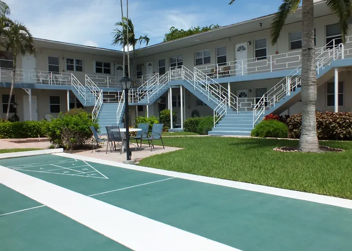 Holiday Isle Yacht Club