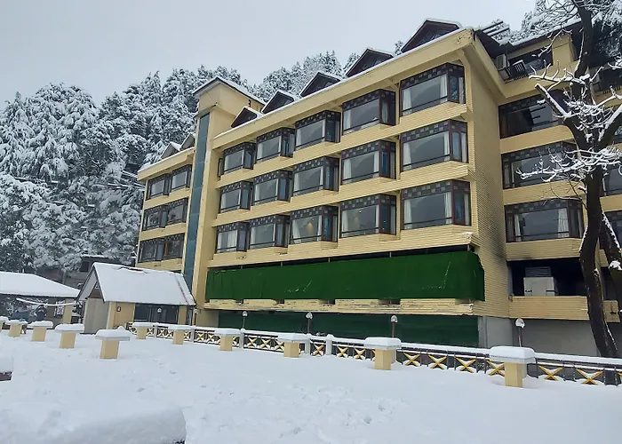 Snow Valley Resorts Dalhousie