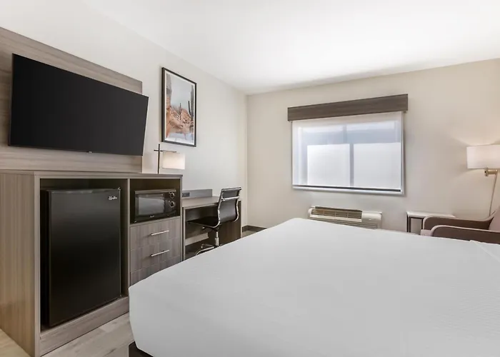 Best Western Gold Poppy Inn