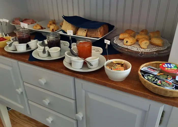 Benchmark Inn