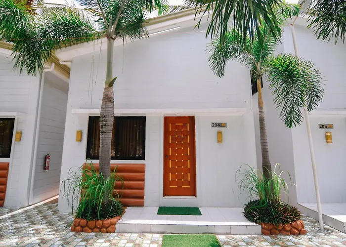 Villa Excellance Beach And Wave Pool Resort
