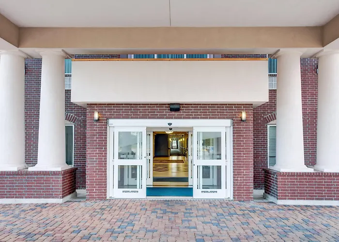 Holiday Inn Express & Suites Raceland - Highway 90 By Ihg