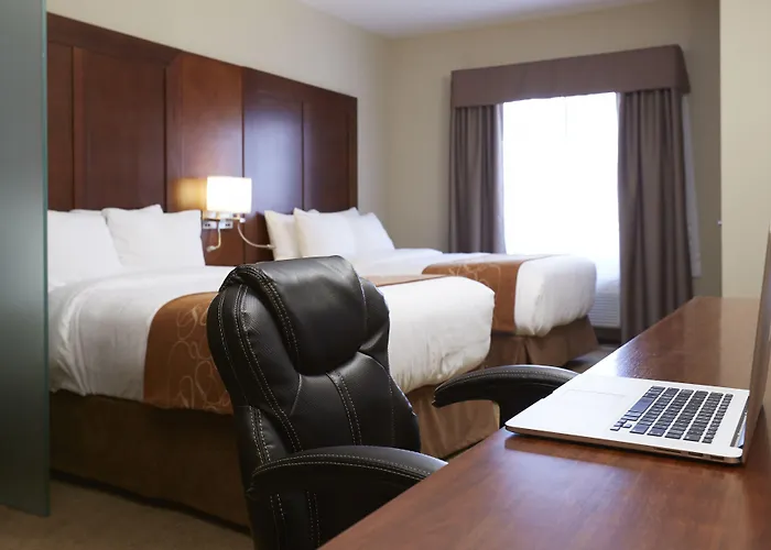 Comfort Suites Saskatoon Arena