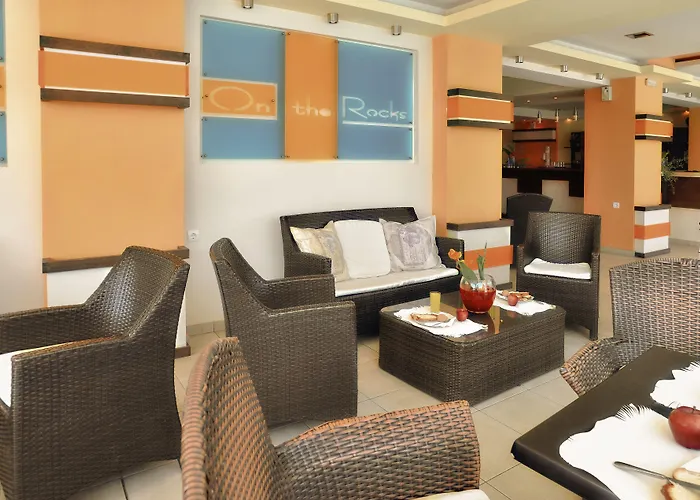 Belussi Beach Hotel & Suites