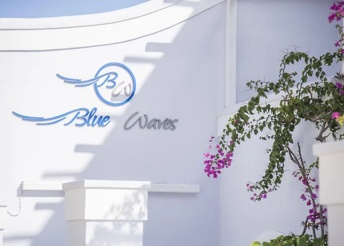 Blue Waves Suites & Apartments
