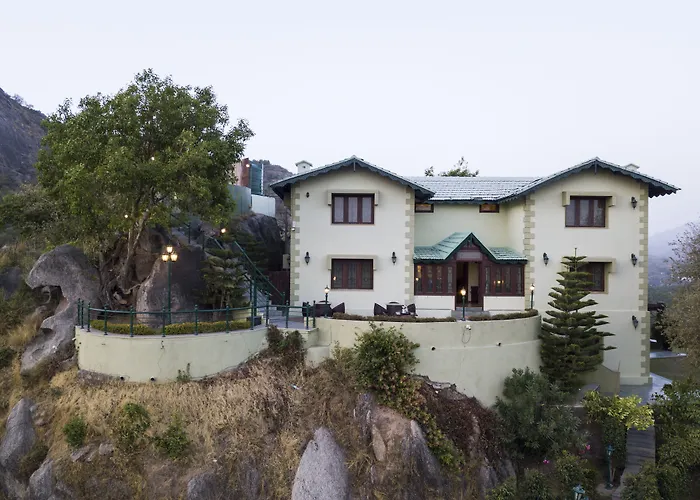 The Colonial Manek Manor By Sah