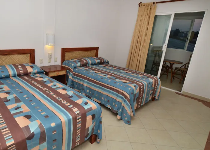 Hotel Suites Ixtapa Plaza