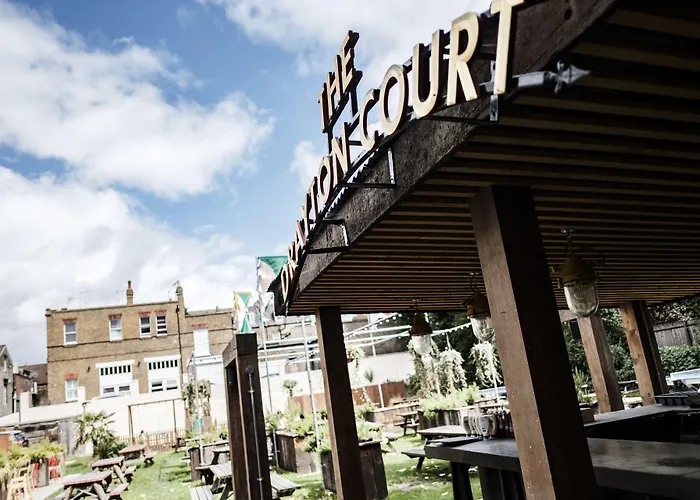 The Drayton Court Hotel
