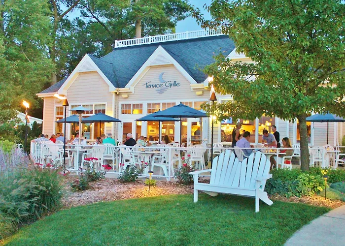 Bay Pointe Inn