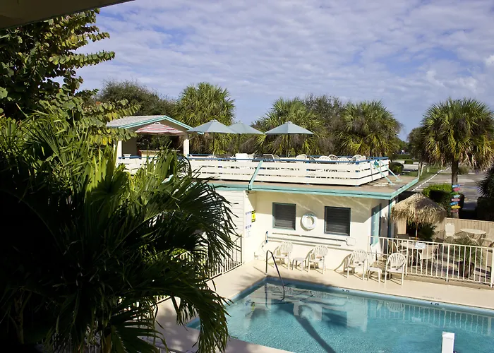 Seaspray Surf Lodge