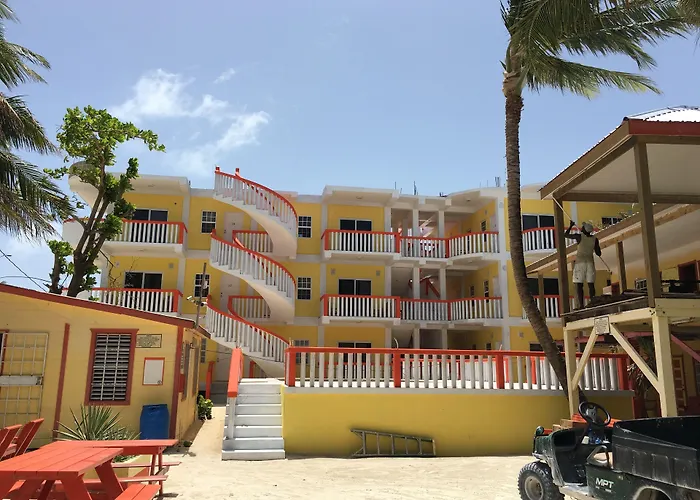 La Isla Resort