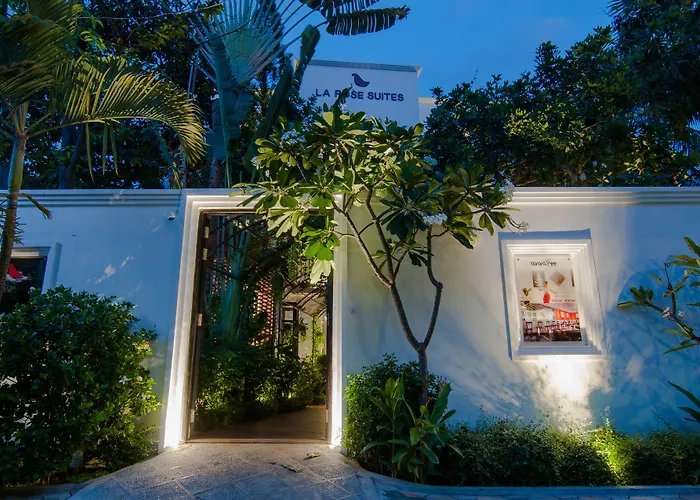 La Rose Suites