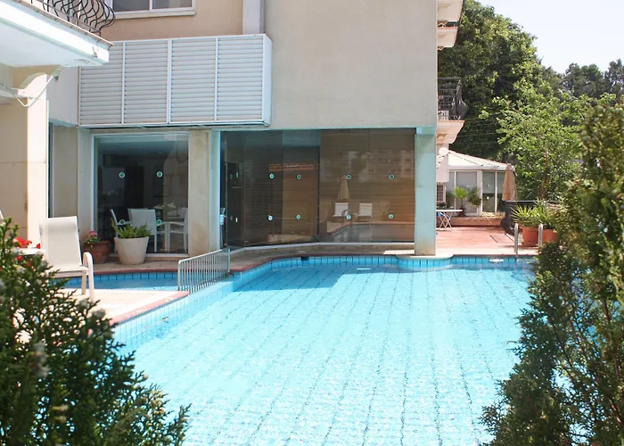 Chrielka Hotel