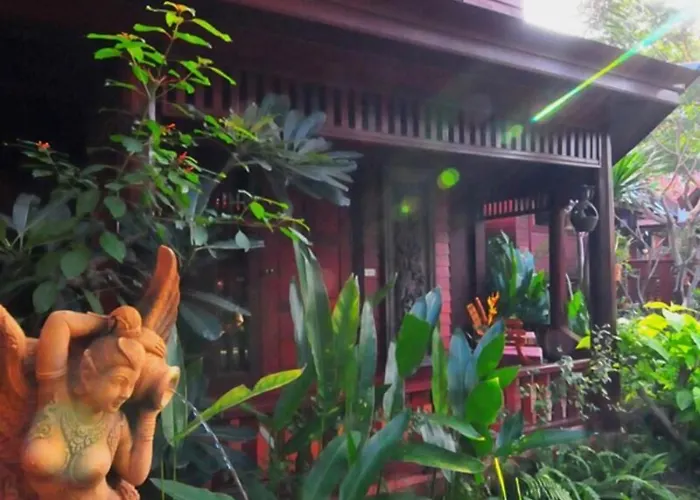 Ruenkanok Thaihouse Resort